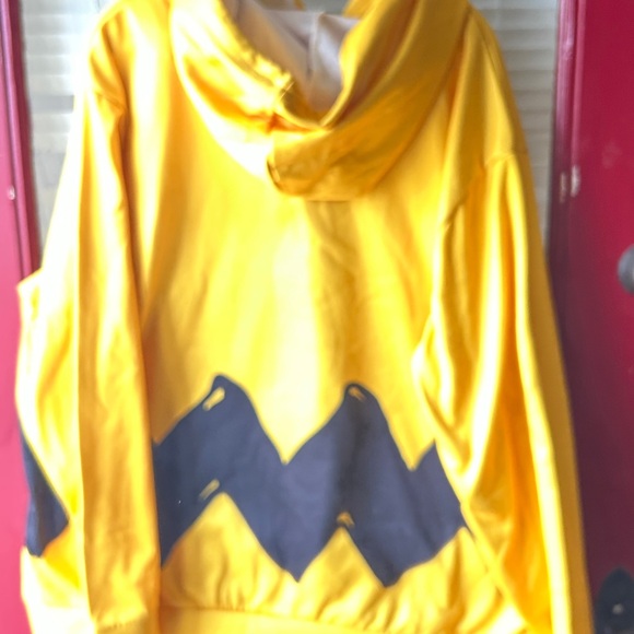 Bold Yellow Graphic Hoodie for Men - Picture 7 of 7